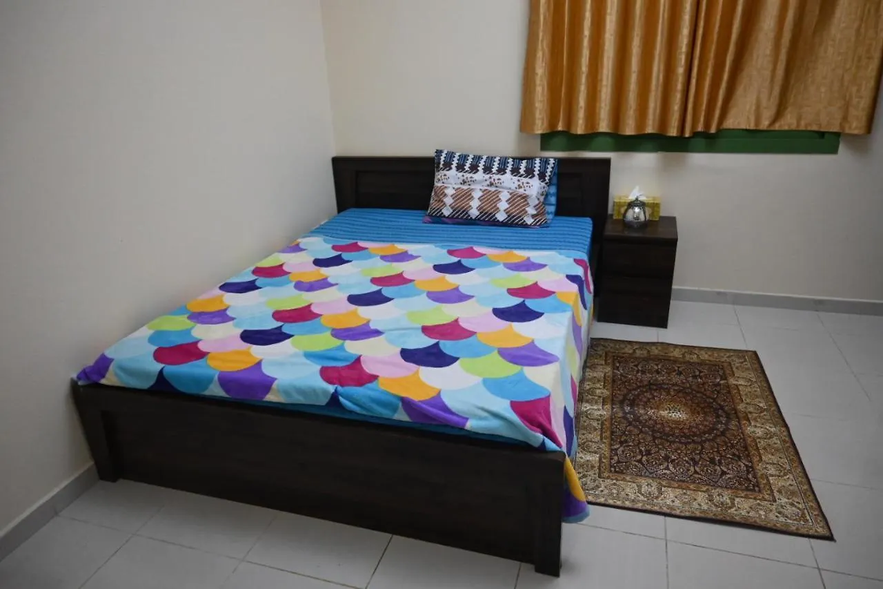 Apartament Entire Studio Flat In Sharjah.